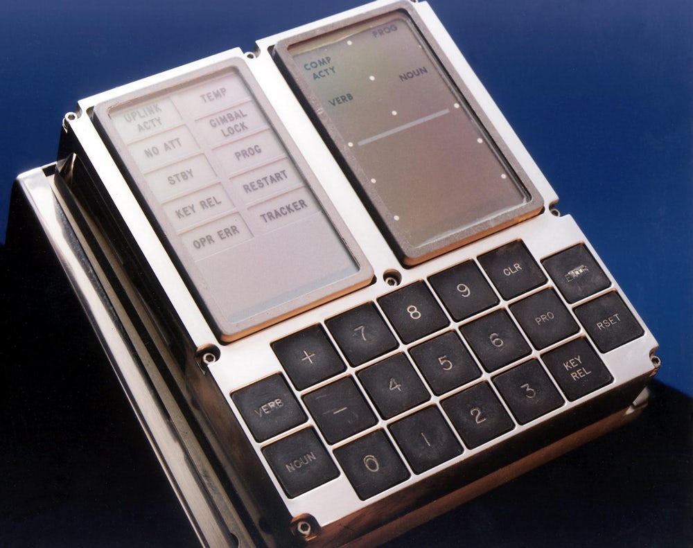 阿波罗制导计算机是阿波罗11号往返月球的动力