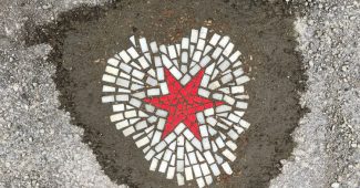 满足吉姆Bachor——芝加哥的壶穴艺术家转换凹坑