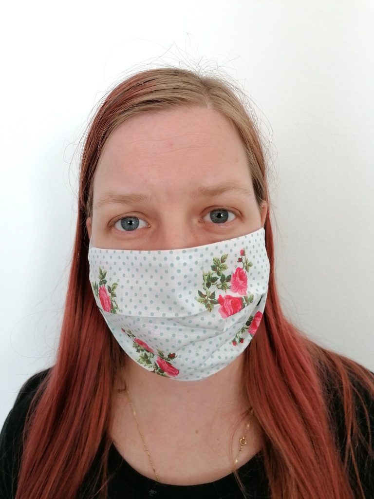 女性的10个最佳脸部覆盖物