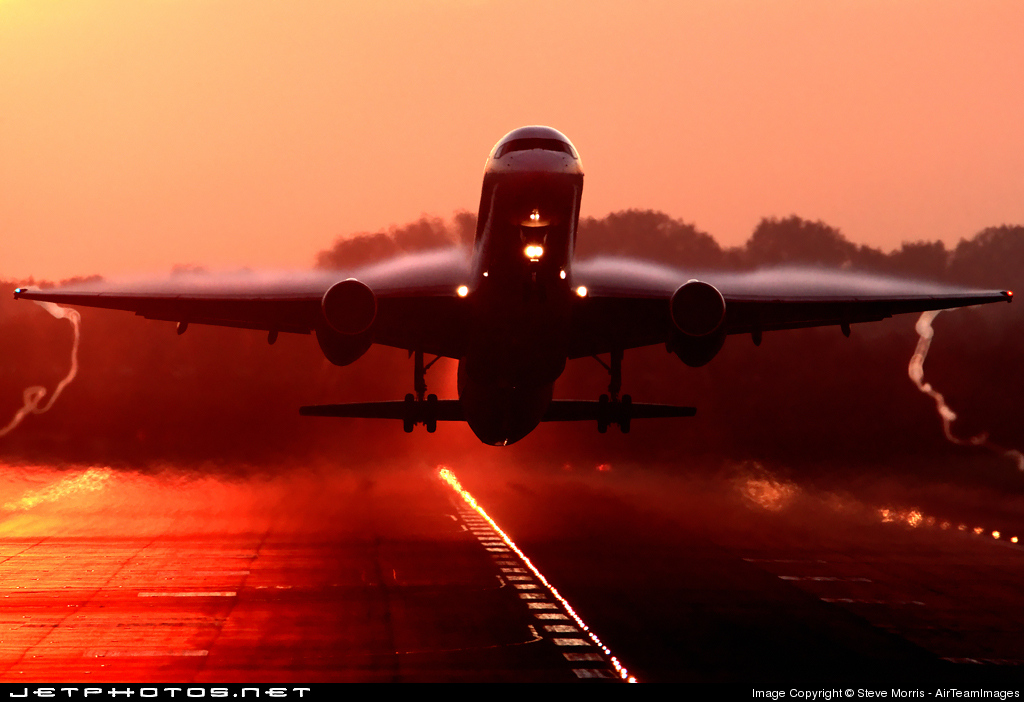 波音757 - 23 (R / W 26 l)