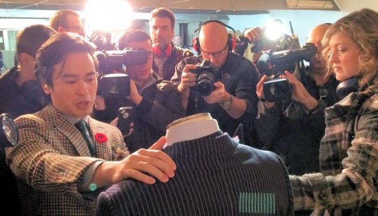 安大略棍棒和枪俱乐部的场景，加里森定制的新防弹三皮…