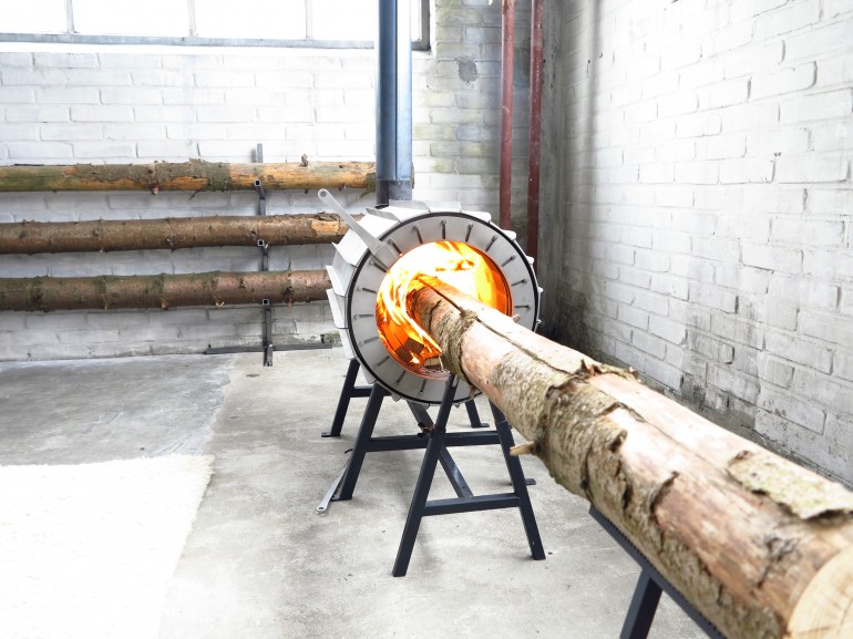 云杉炉子在使用,之前被关闭在日志中