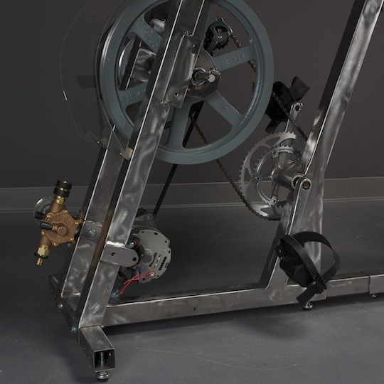 踏板动力系列包括两个型号，称为大钻机和踏板Genny(图片:踏板P…